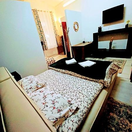 Studios Republicii Braşov Esterno foto