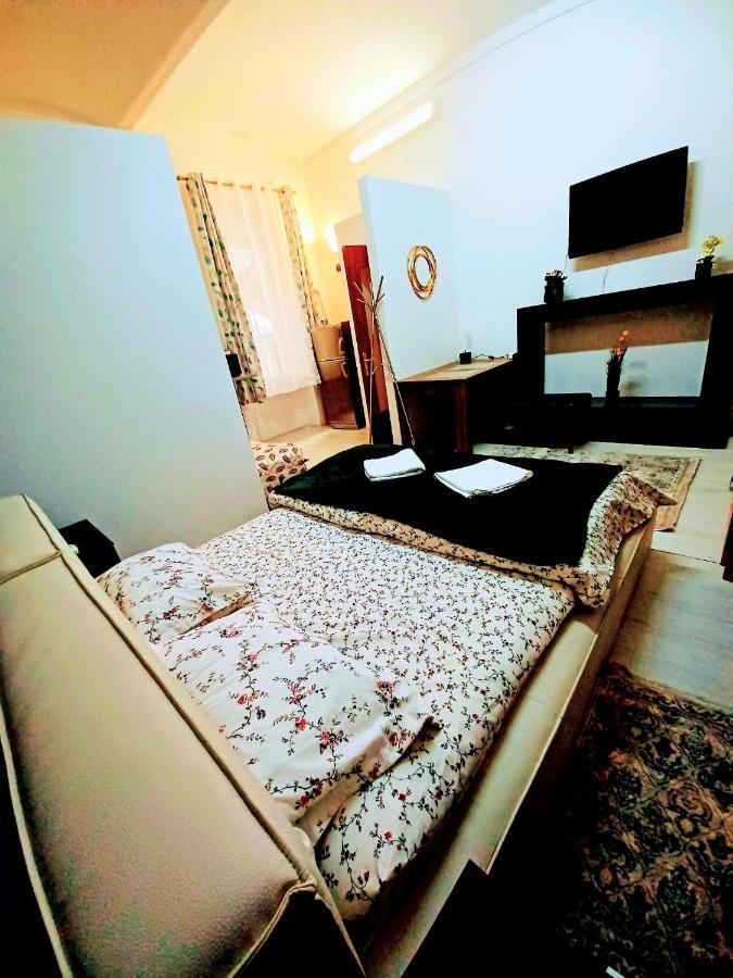Studios Republicii Braşov Esterno foto